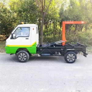 电动四轮勾臂车