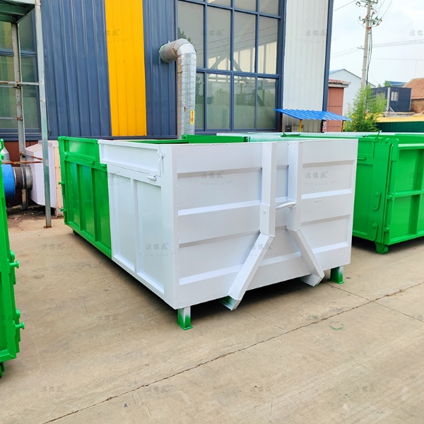 白绿建筑垃圾箱