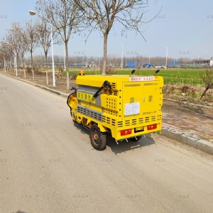 路面养护冲洗车