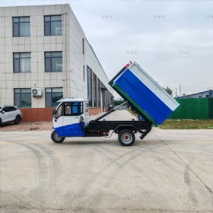 电动五轮勾臂垃圾车