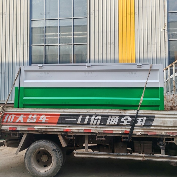 一个建筑垃圾箱发往济宁梁山