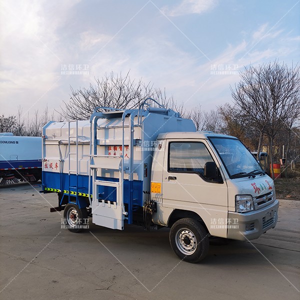 电动四轮挂桶垃圾车参数