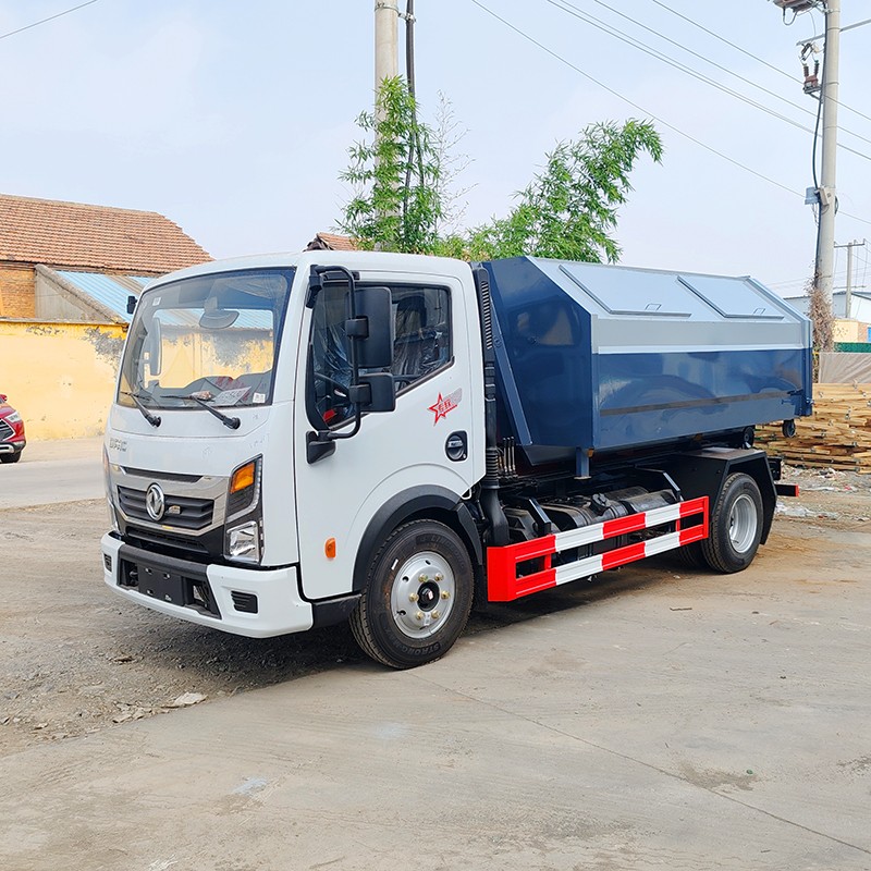 自装自卸勾臂垃圾车