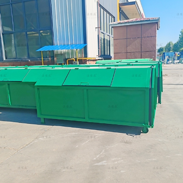 小区用的勾臂垃圾箱