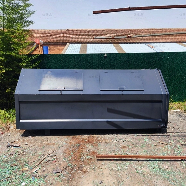 灰色梯形大型车载垃圾箱