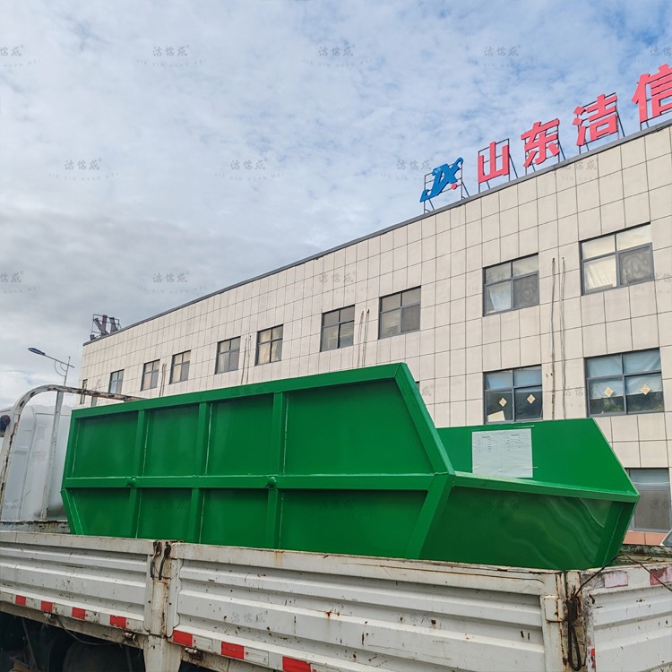 1个垃圾斗发往贵州